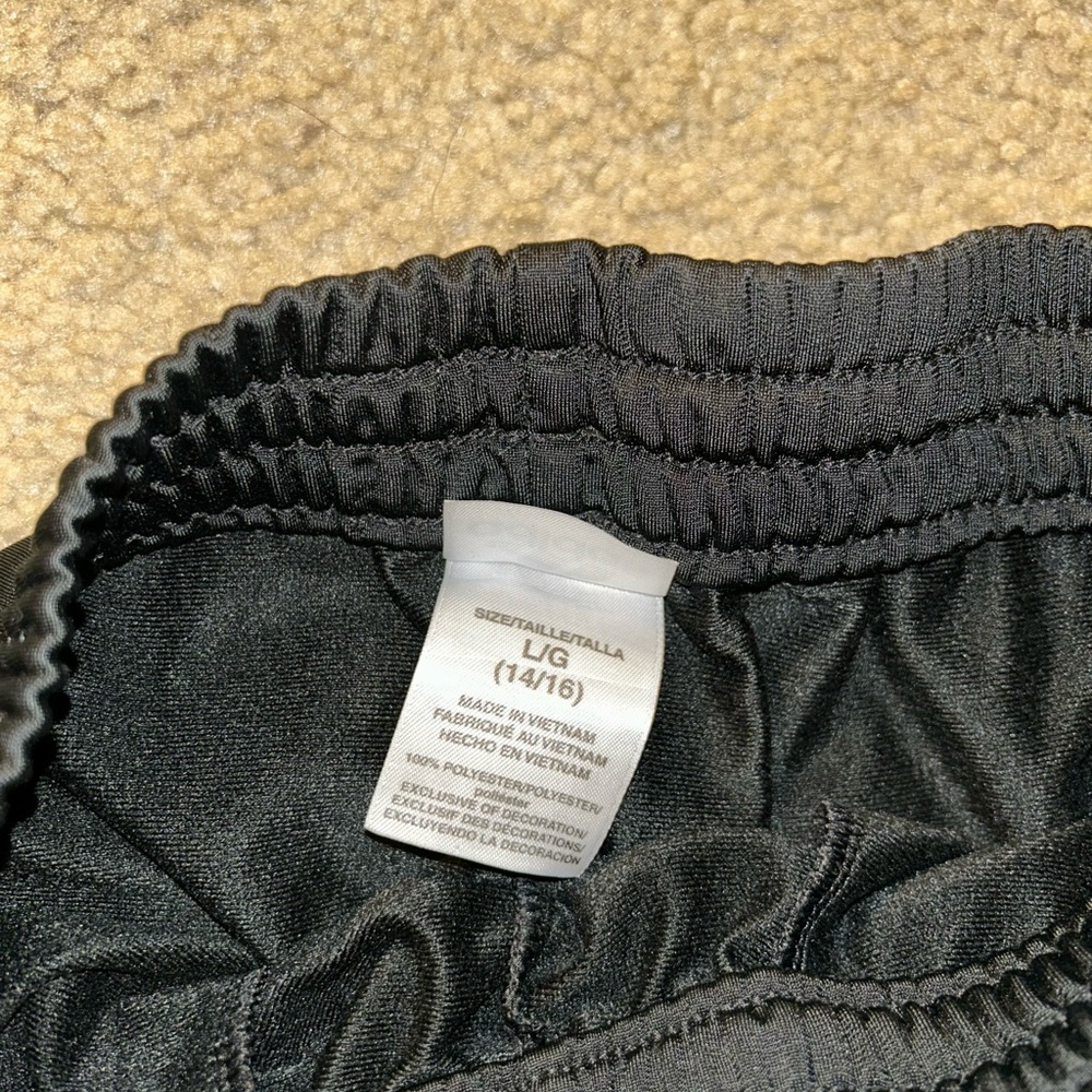 Adidas - Picture 2 of 3